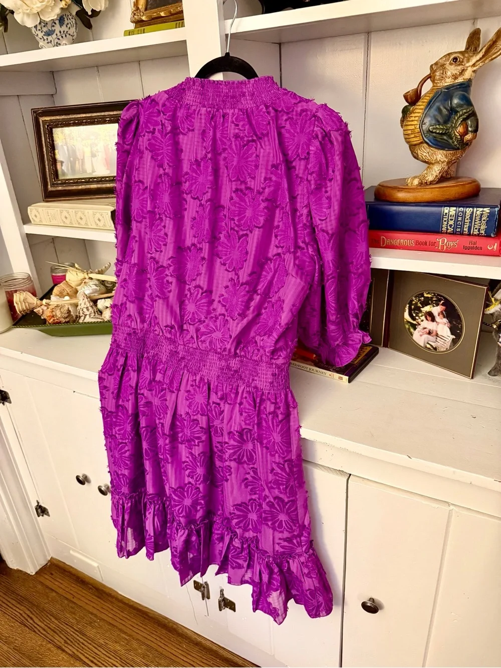 Abbey-Glass chiffon vibrant purple dress with sunflower  motif NWT!  Never worn! - Picture 10 of 12